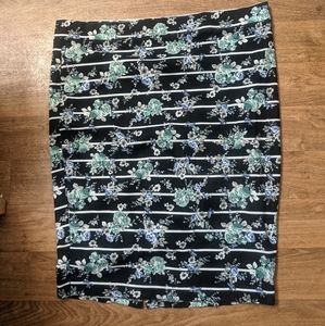 Torrid Size 4 pencil skirt EUC sfpf home